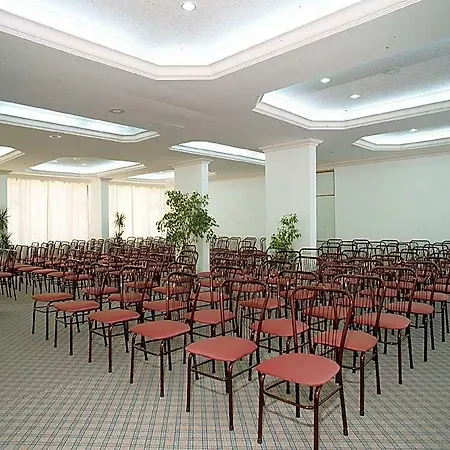 Cashmere Kusadası